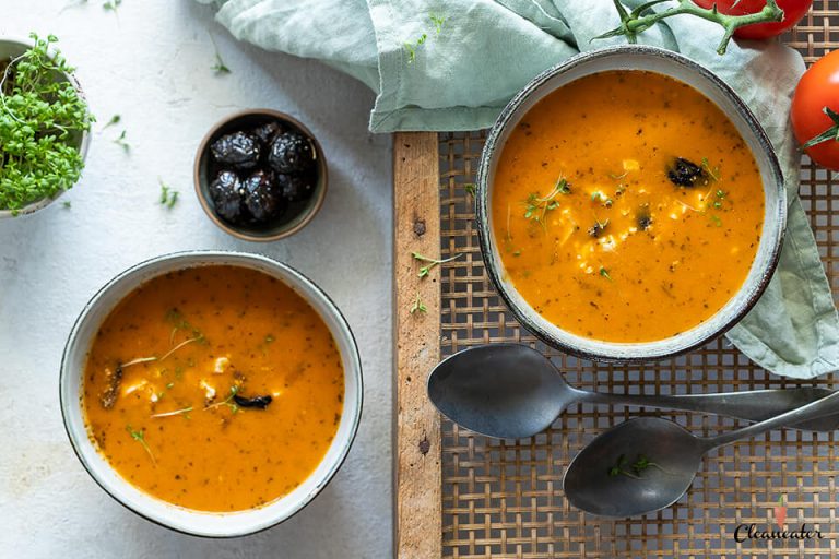 Tomaten-Möhren-Suppe – einfach, leicht & cremig